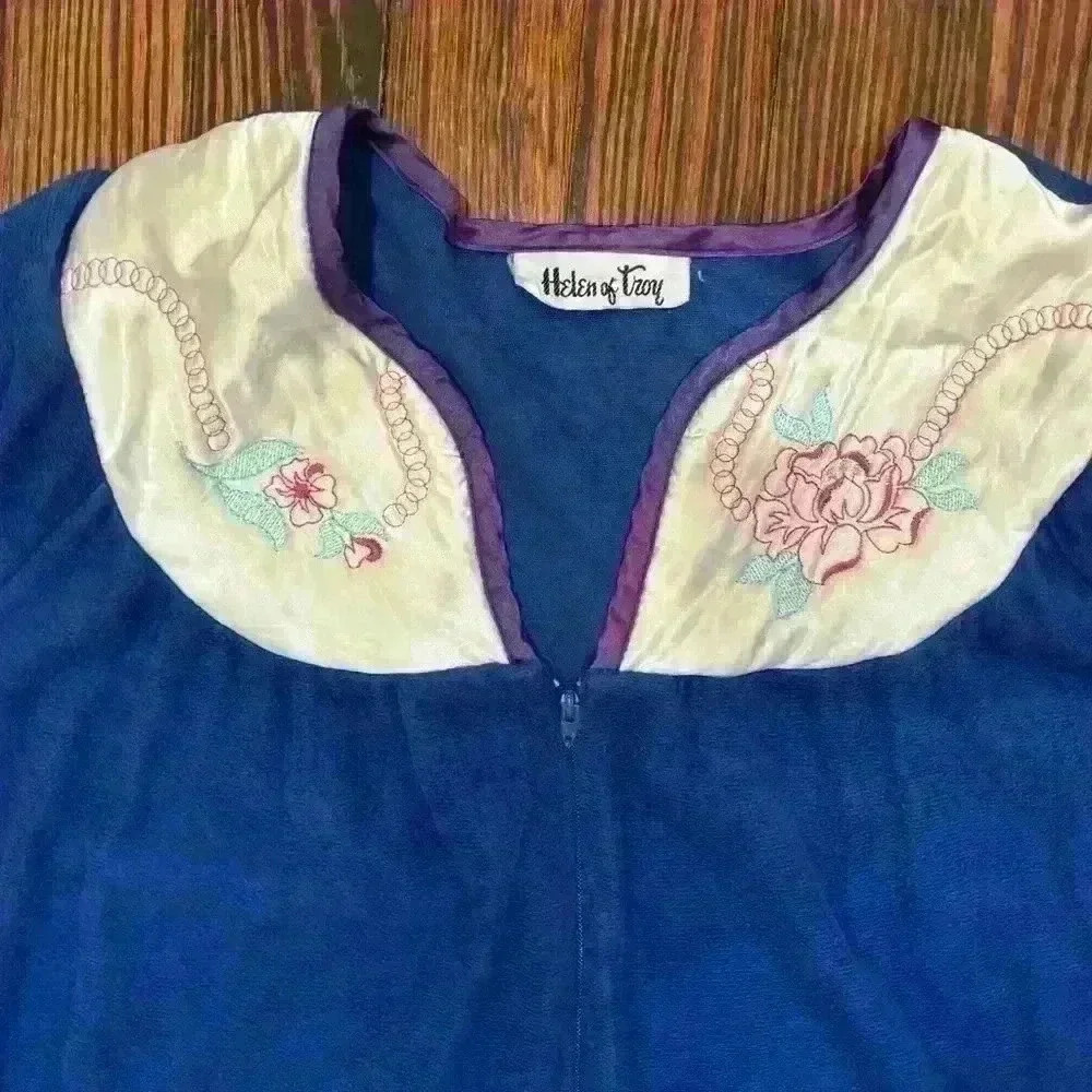 Vintage Helen Of Troy Blue Bibbed Nightgown Size Medium With Pockets